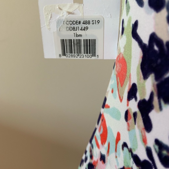 Jessica Simpson sleeveless dress - Picture 3 of 5